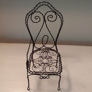 Black Wire Chair Decor